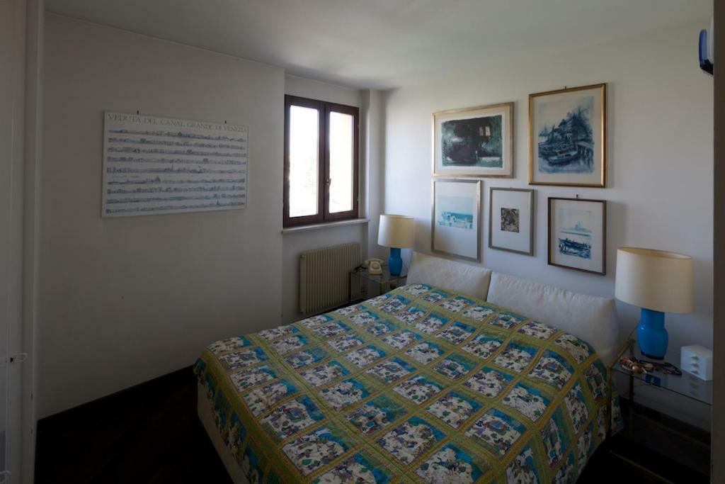 Old Harbour House Apartment Grado Bagian luar foto