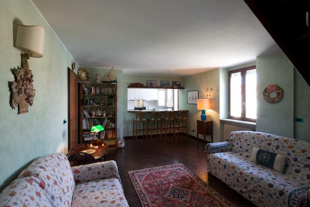 Old Harbour House Apartment Grado Bagian luar foto